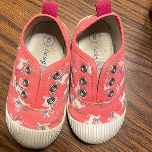 Girls size 6 pink and white unicorn slip on tennis shoe so cute!